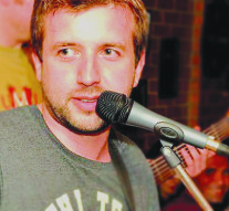 Comedie pe meridianele unui măr