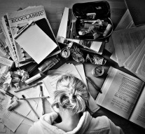 Poveștile de sub lespede