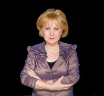 Profesioniștii se întorc la TVR